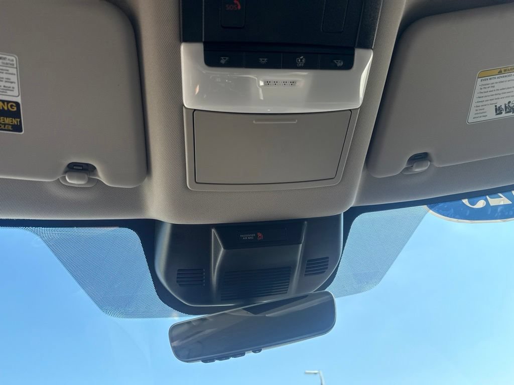 Used 2023 Nissan Rogue SV AWD/4WD image 26