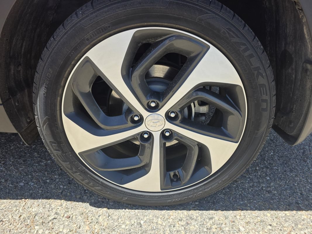 Used 2016 Hyundai Tucson Limited w/ Option Group 03 AWD/4WD image 40