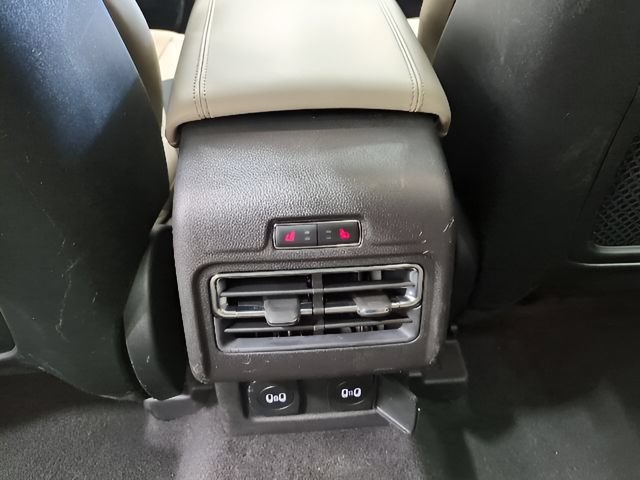 Used 2025 Lincoln Corsair Reserve w/ Equipment Group 202A AWD/4WD image 16