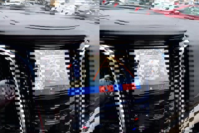 Used 2019 Cadillac Escalade ESV Luxury image 20