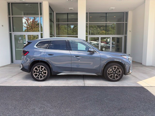 Used 2025 BMW X1 xDrive28i AWD/4WD image 2