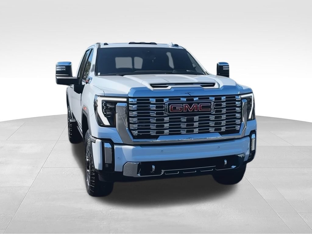 Used 2026 GMC Sierra 2500 Denali w/ Denali Reserve Package AWD/4WD image 3