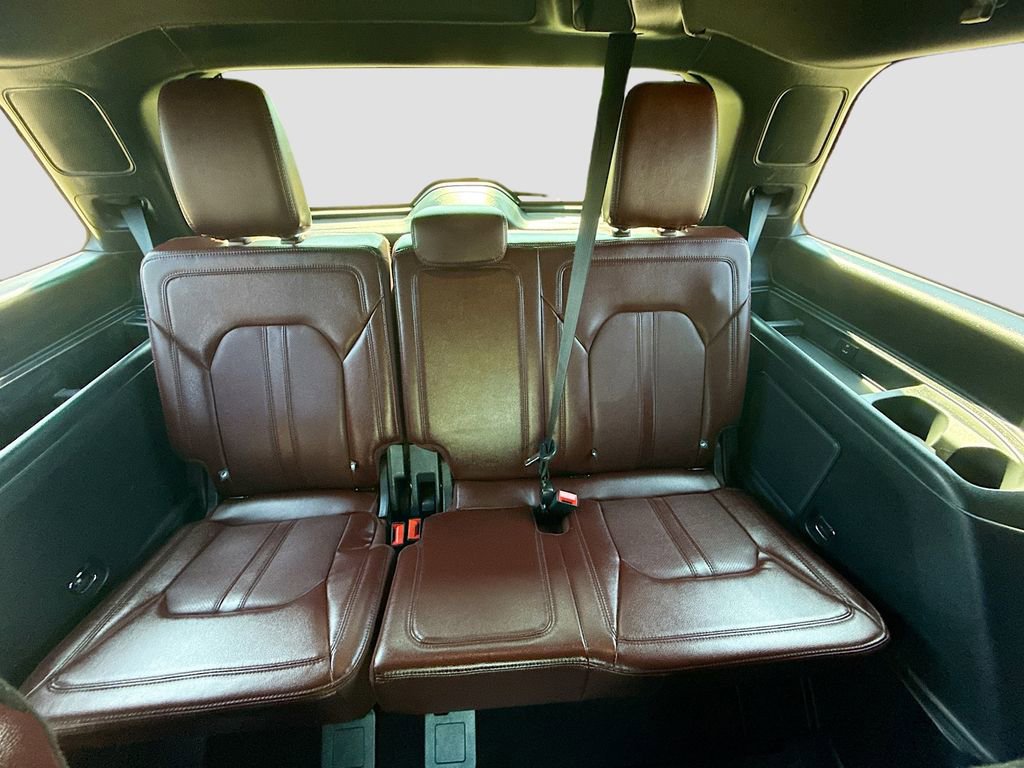 Used 2022 Ford Expedition Limited image 29
