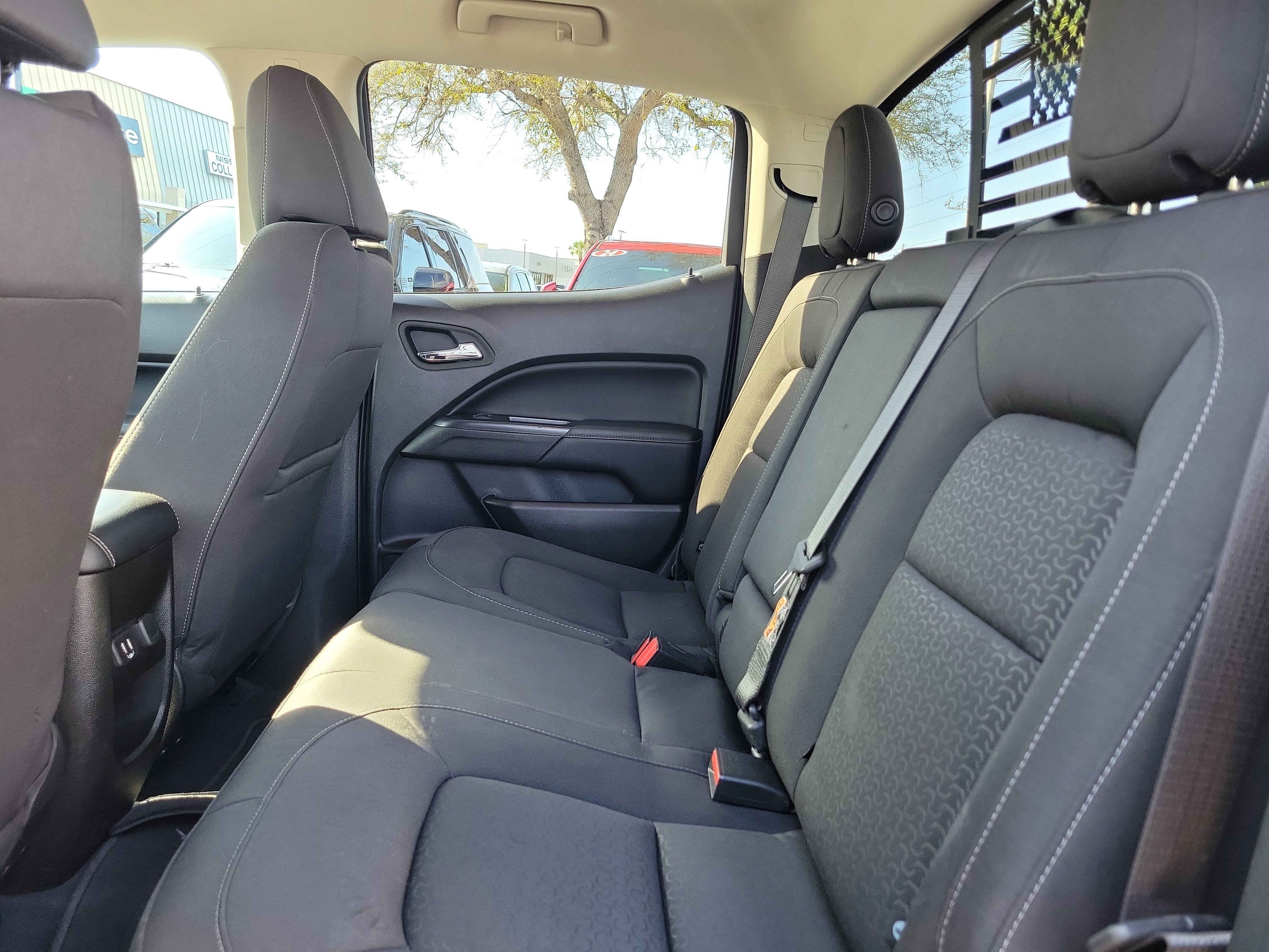 Used 2022 GMC Canyon Elevation image 11