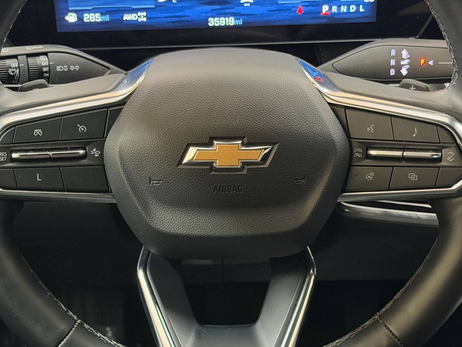 Used 2025 Chevrolet Equinox LT AWD/4WD image 29