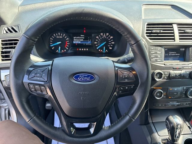 Used 2019 Ford Explorer XLT w/ Class III Trailer Tow Package AWD/4WD image 8