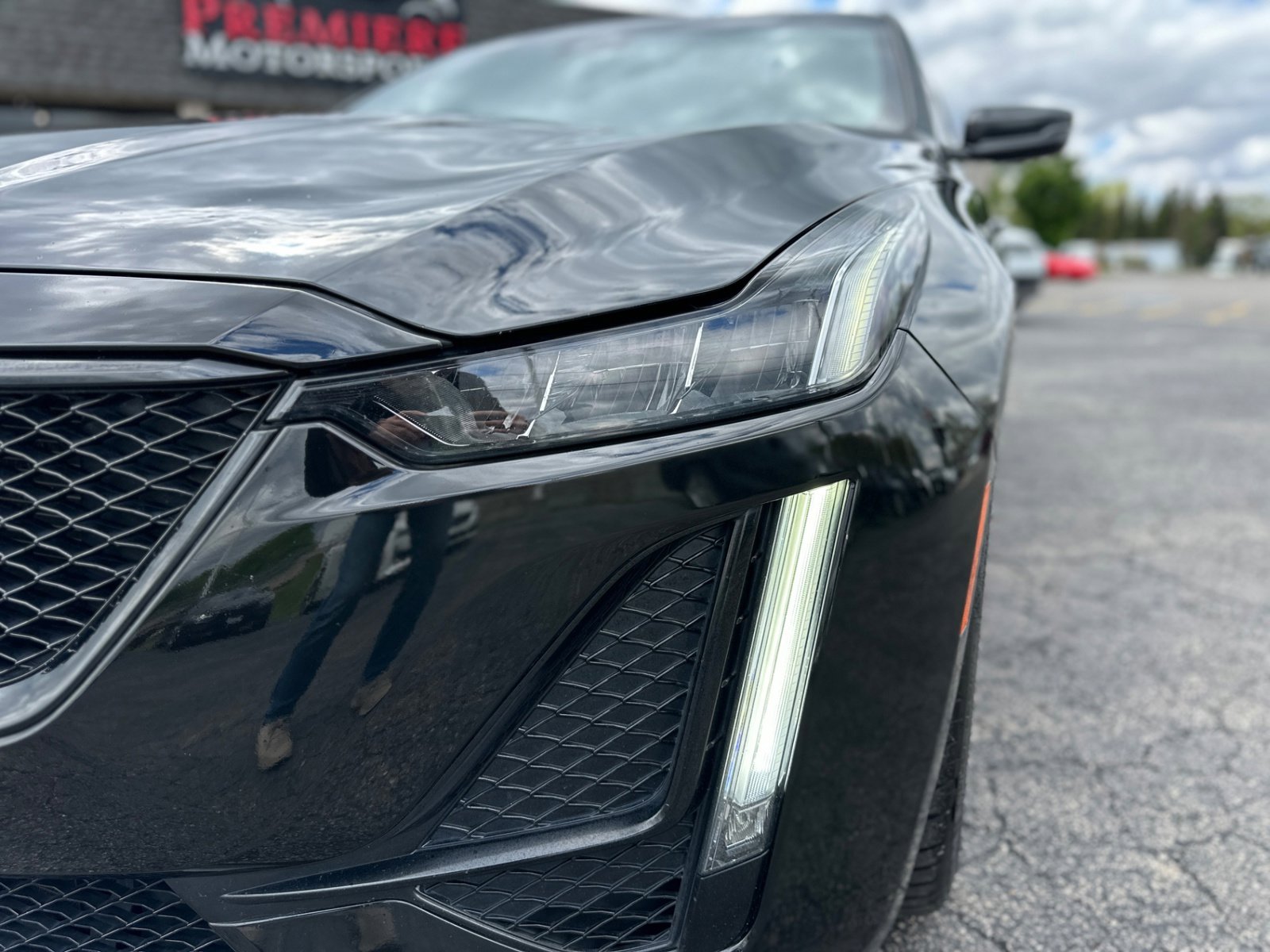 Used 2020 Cadillac CT5 V w/ Premium Package RWD image 9