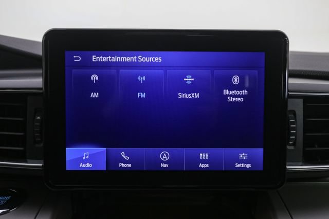 Used 2023 Ford Explorer XLT w/ Equipment Group 202A AWD/4WD image 22