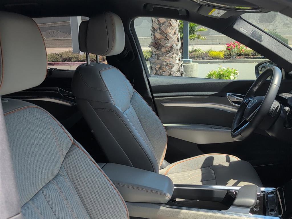 Used 2023 Audi e-tron Chronos w/ Chronos Package AWD/4WD image 12