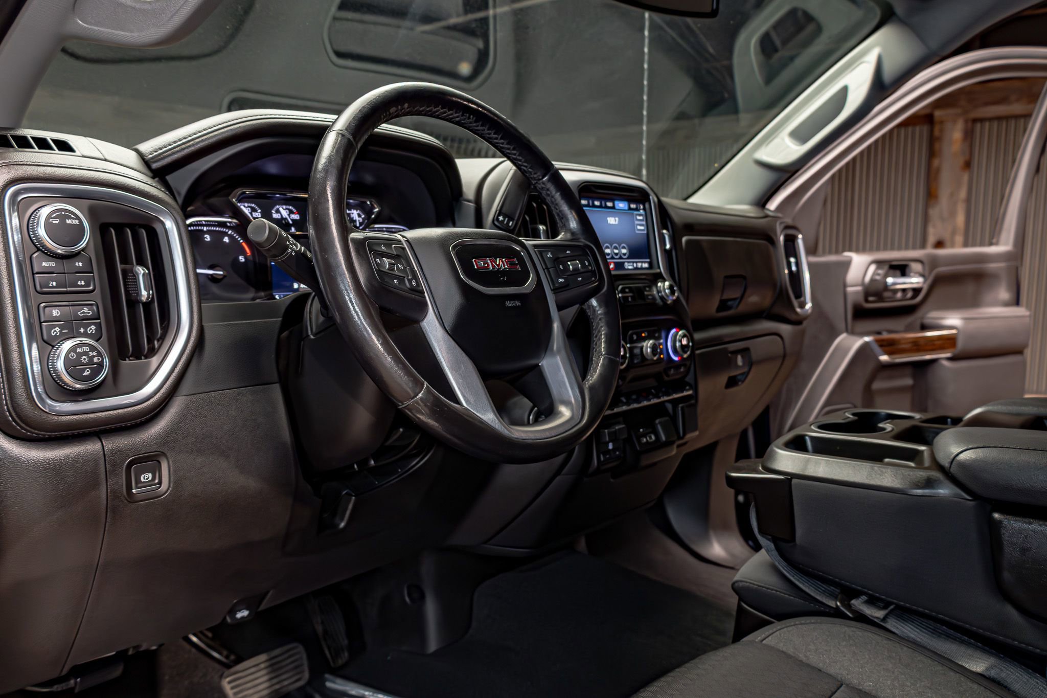 Used 2022 GMC Sierra 2500 SLE w/ SLE Convenience Package image 17