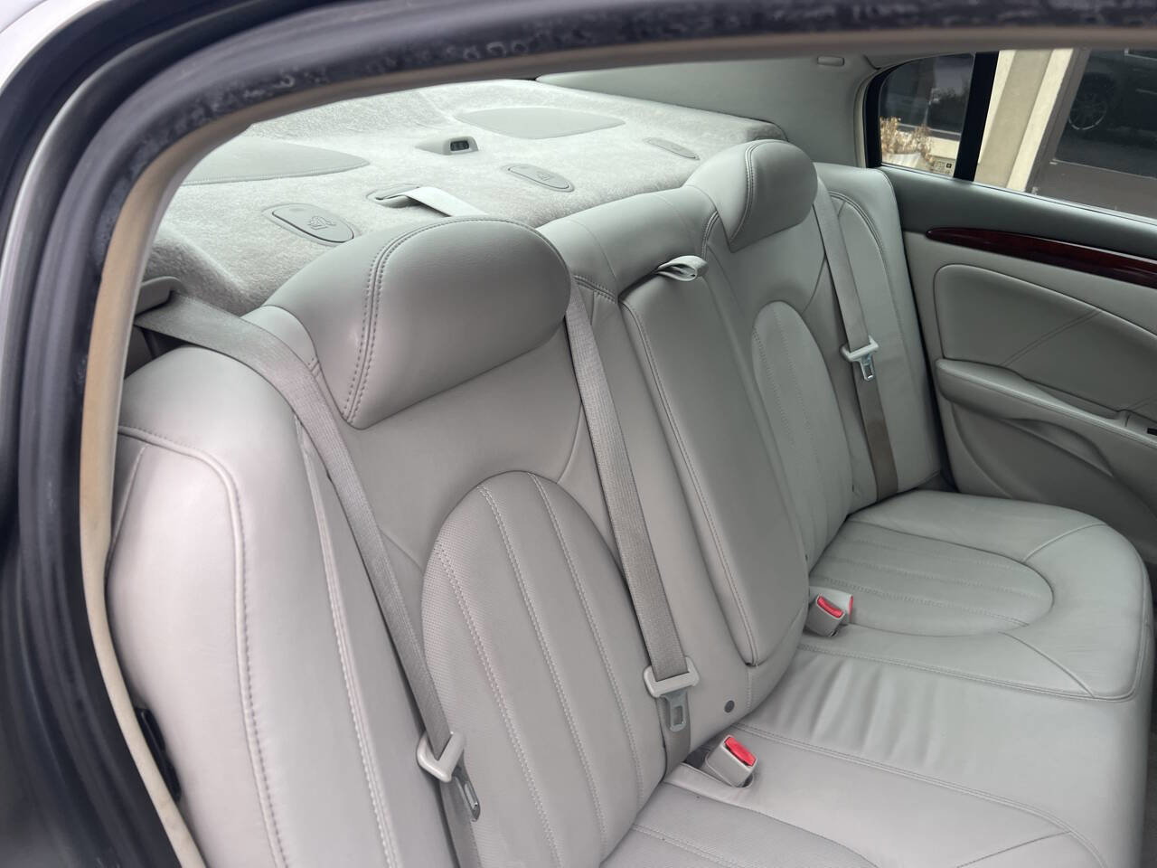 Used 2007 Buick Lucerne CXL image 22