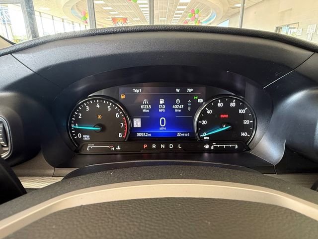 Used 2022 Ford Explorer XLT w/ Equipment Group 202A AWD/4WD image 14