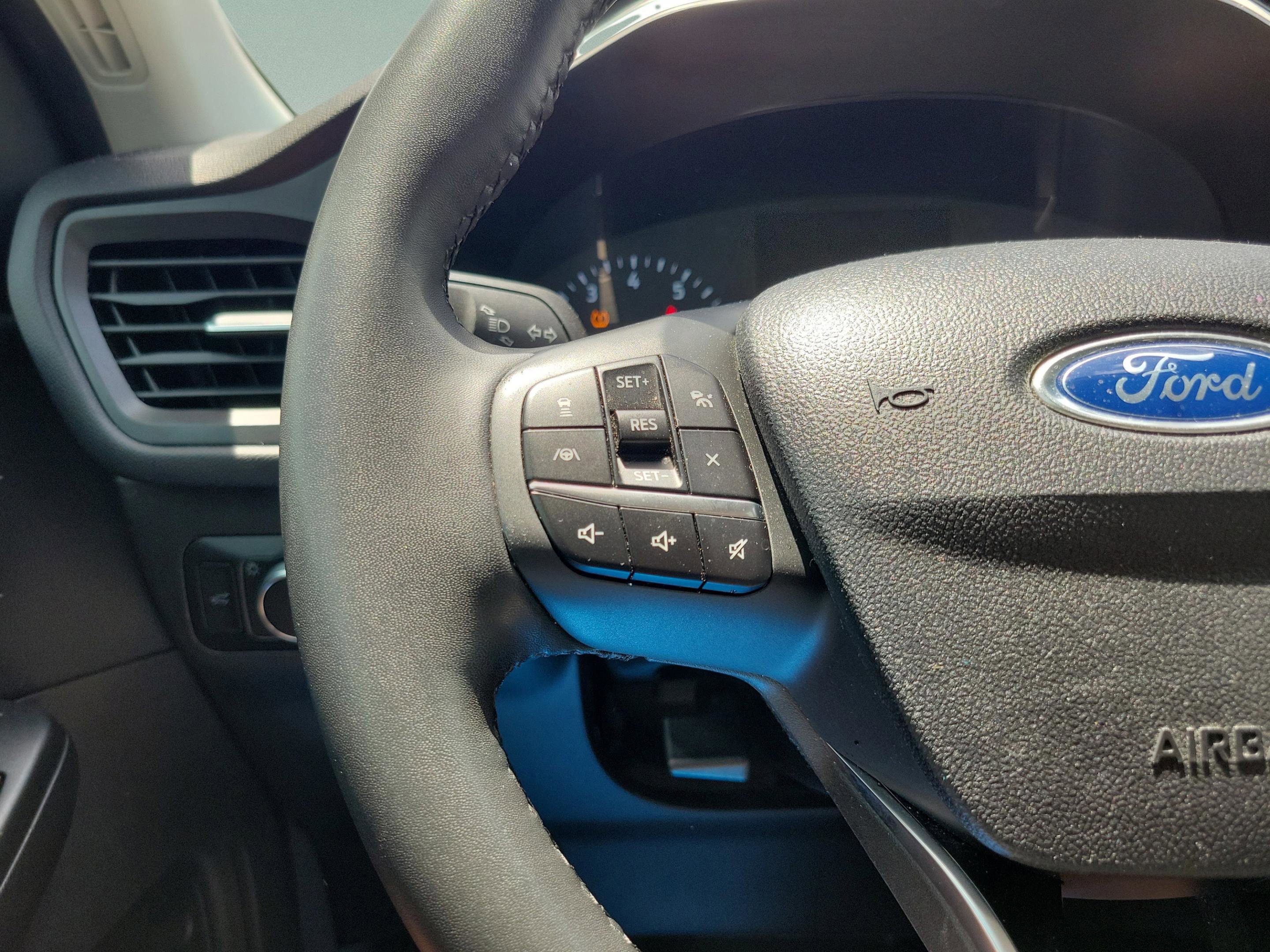 Used 2021 Ford Escape SE w/ Convenience Package FWD image 21