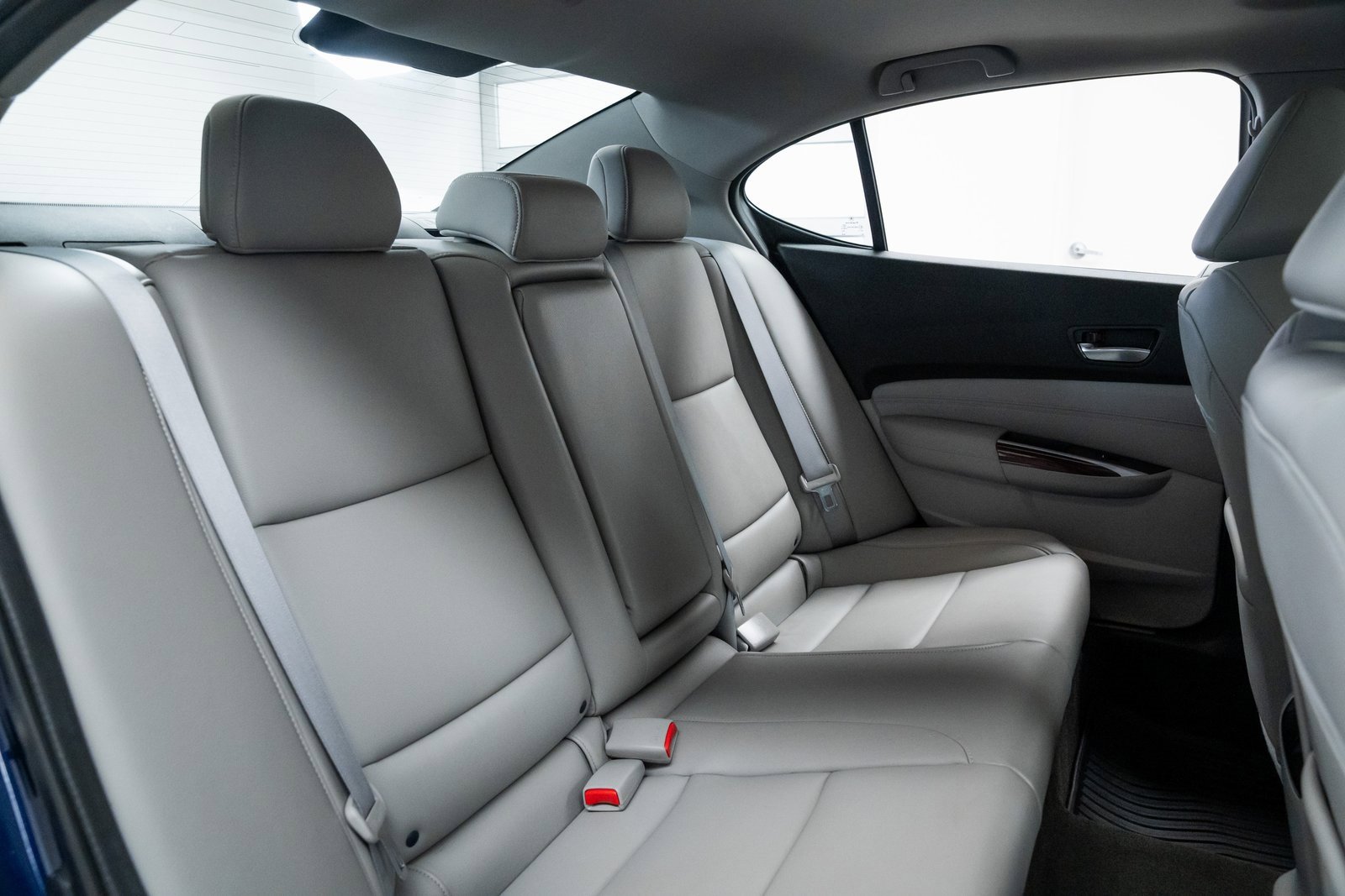 Used 2016 Acura TLX image 22