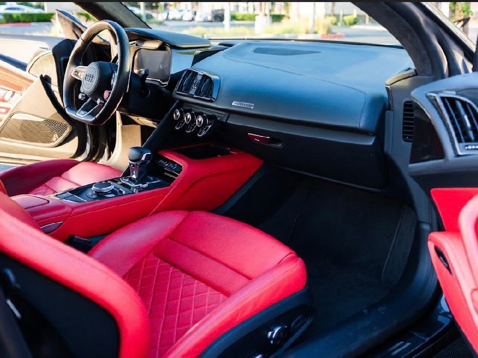 Used 2018 Audi R8 V10 plus AWD/4WD image 11