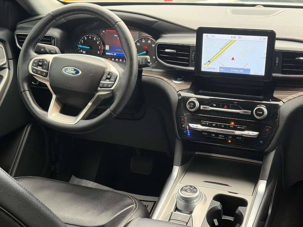 Used 2023 Ford Explorer Limited AWD/4WD image 11