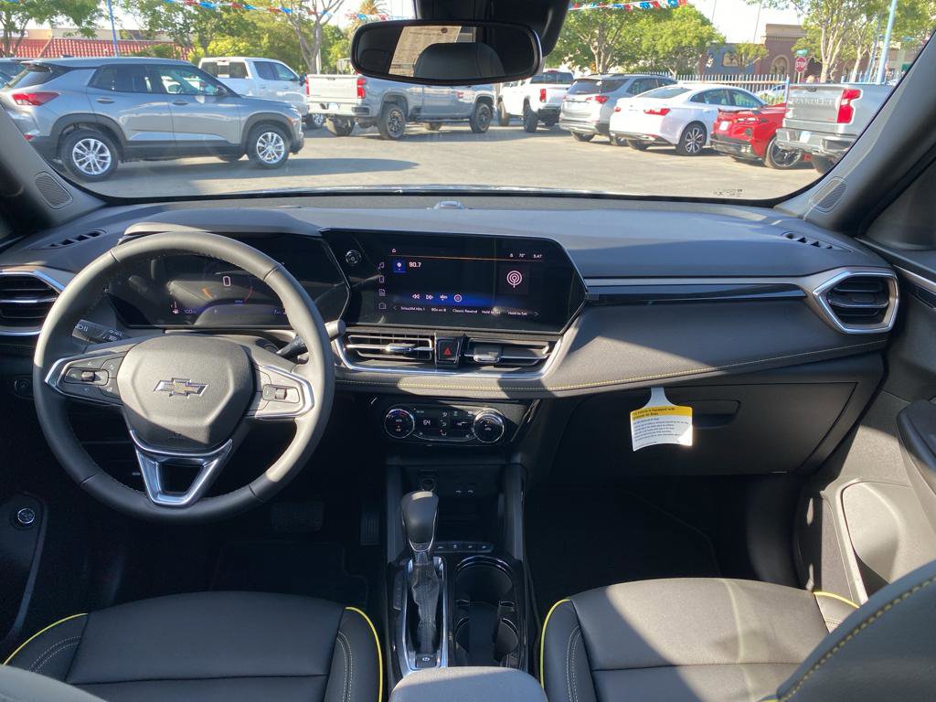 Used 2024 Chevrolet TrailBlazer ACTIV w/ Convenience Package image 3