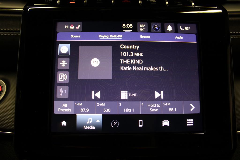 New 2025 Jeep Grand Cherokee Altitude image 15