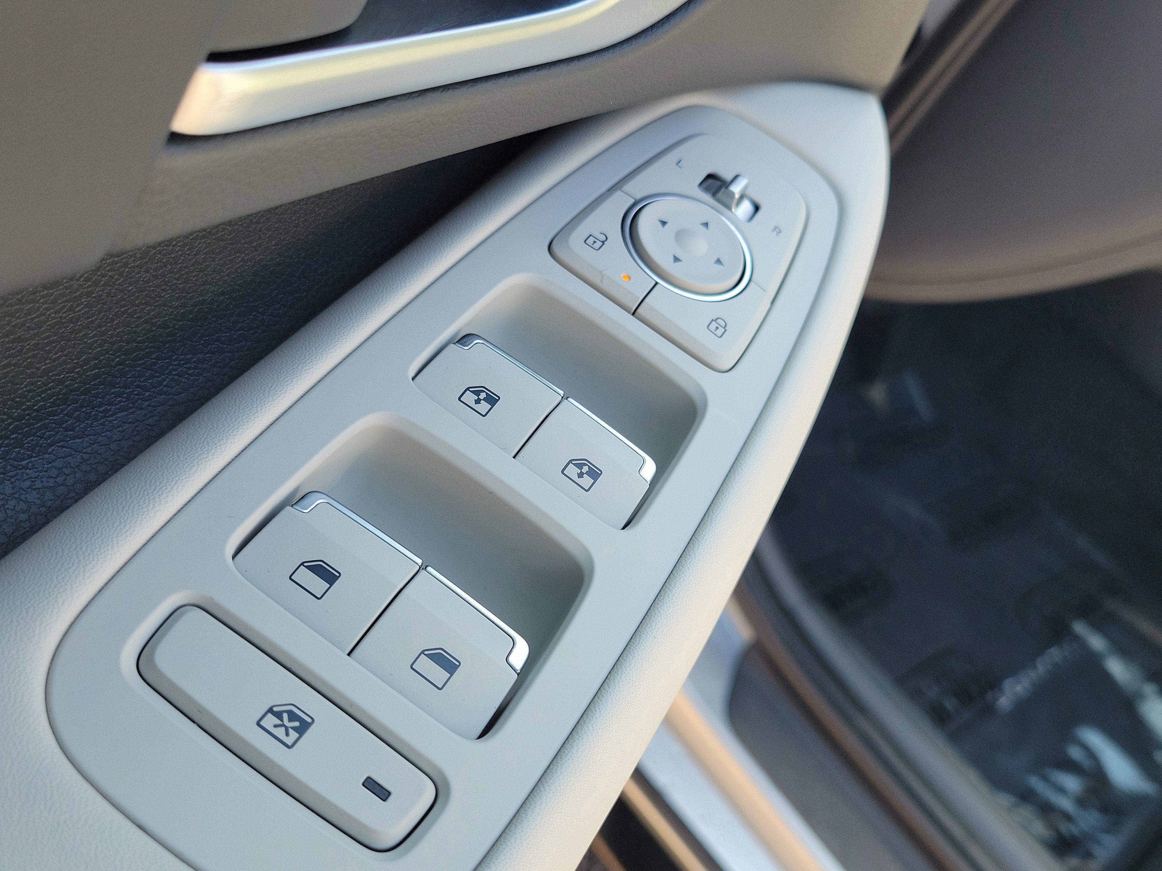 New 2025 Hyundai Sonata SEL image 6