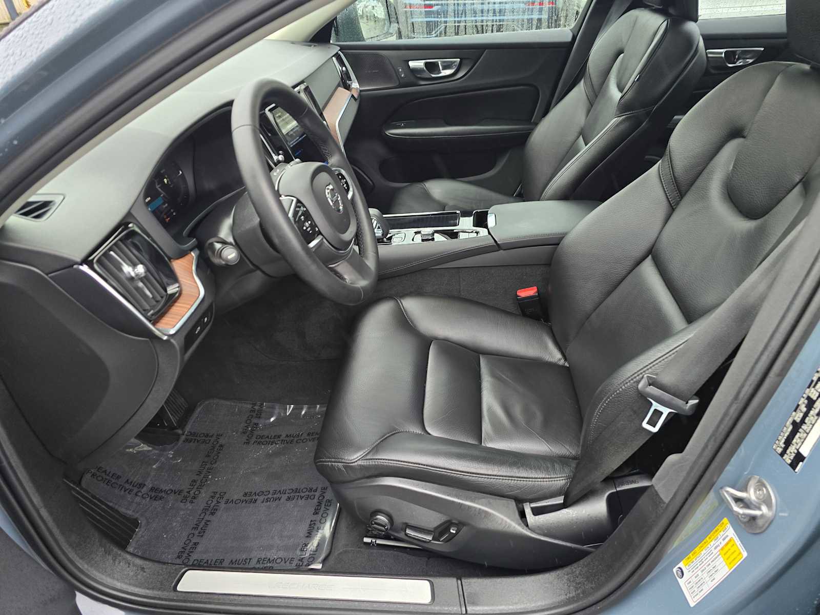 Certified 2023 Volvo S60 T8 Plus w/ Climate Package image 22