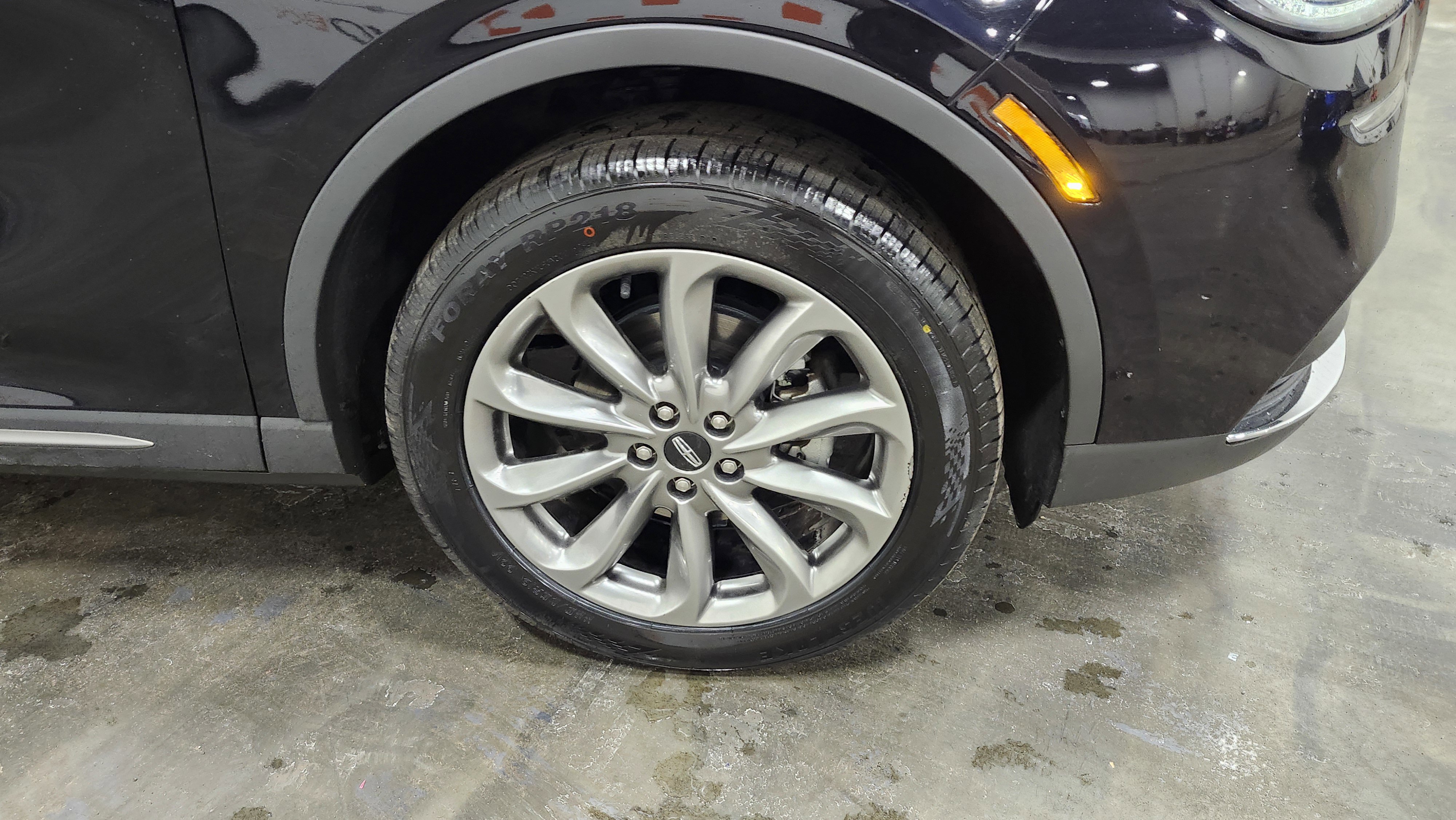 Used 2021 Lincoln Corsair AWD w/ Premium Package image 13