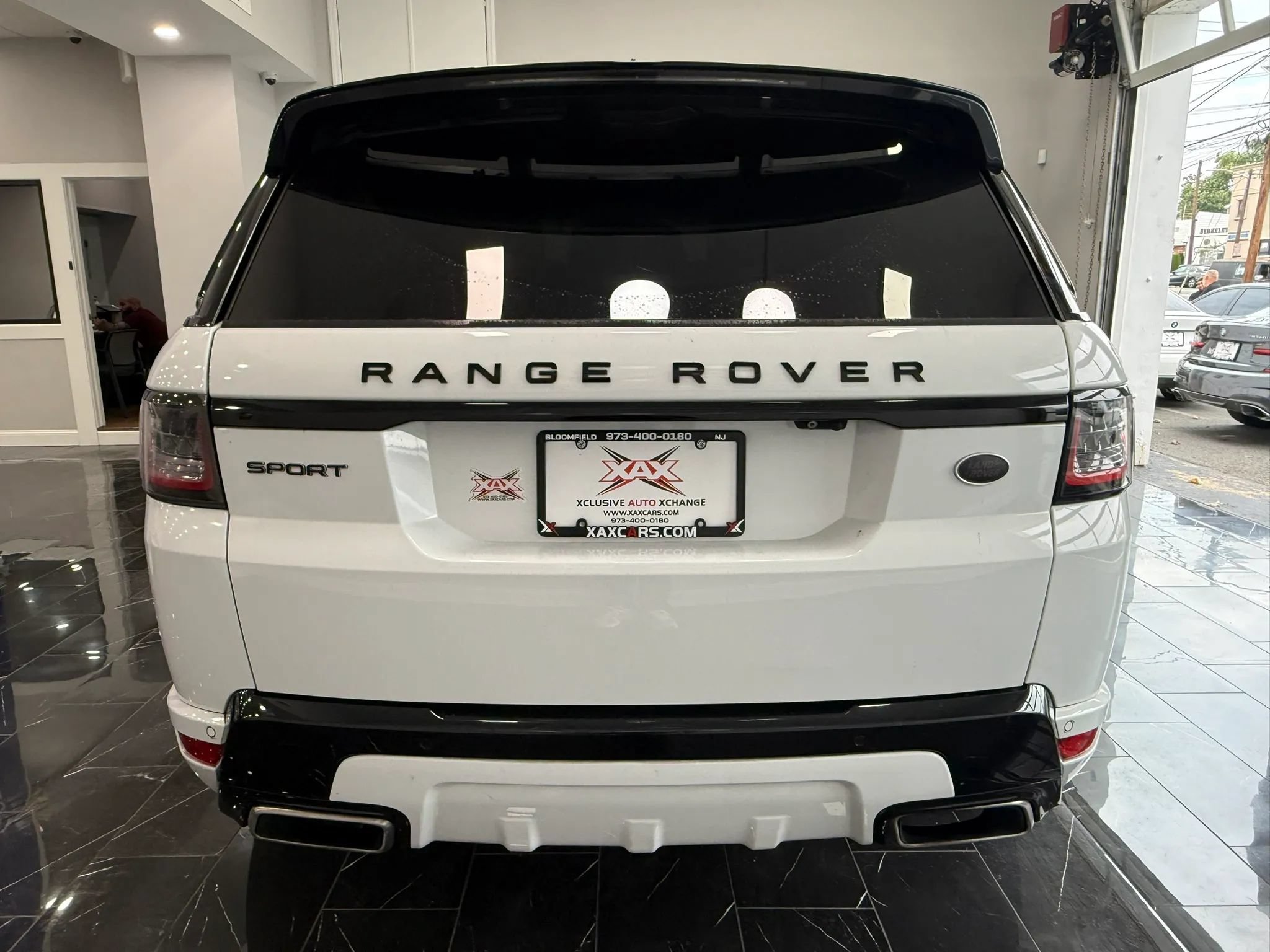 Used 2019 Land Rover Range Rover Sport HSE Dynamic AWD/4WD image 5