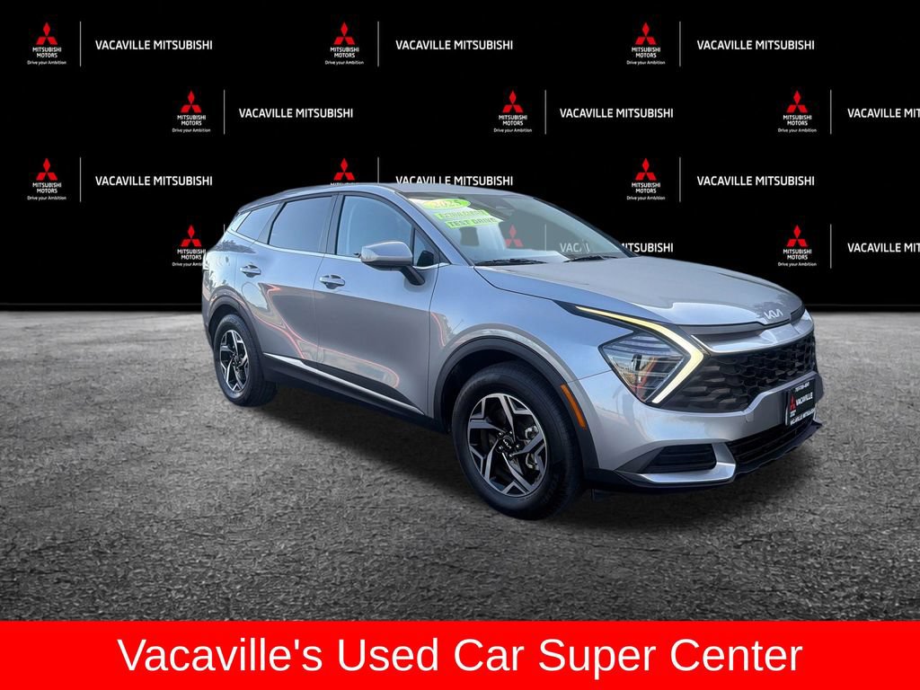 Used 2025 Kia Sportage LX FWD image 7