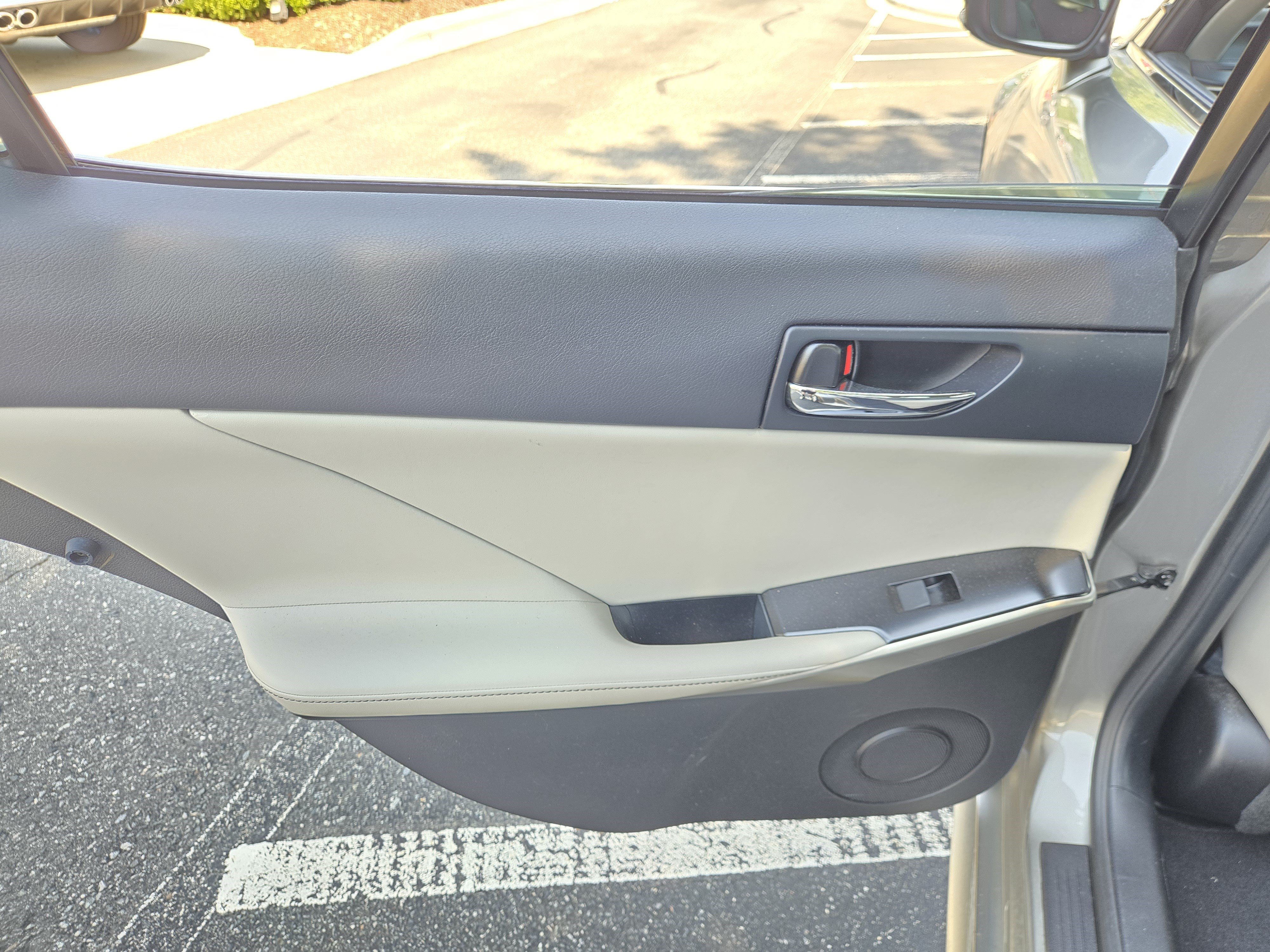 Used 2014 Lexus IS 250 RWD image 30