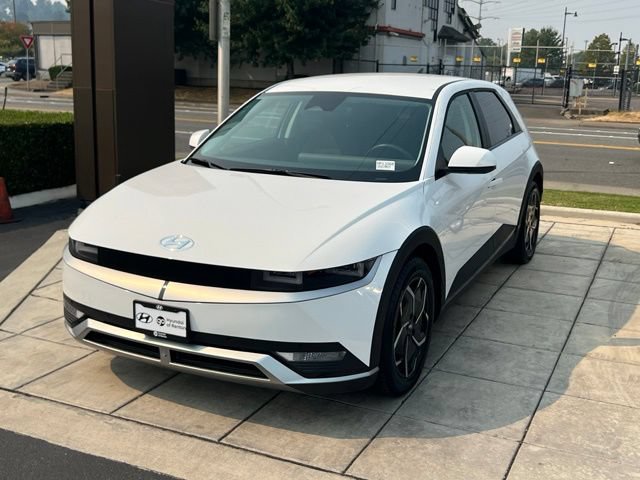 Certified 2024 Hyundai Ioniq 5 SEL RWD image 3