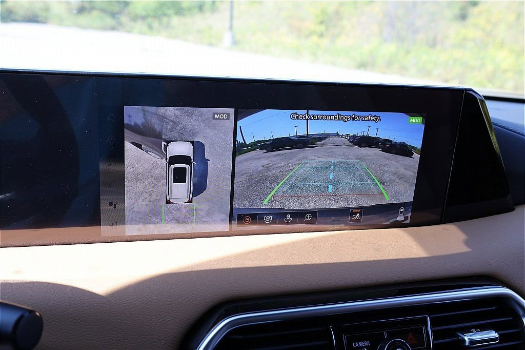 New 2026 Nissan Armada SL w/ Captain's Chari Seat Package image 24