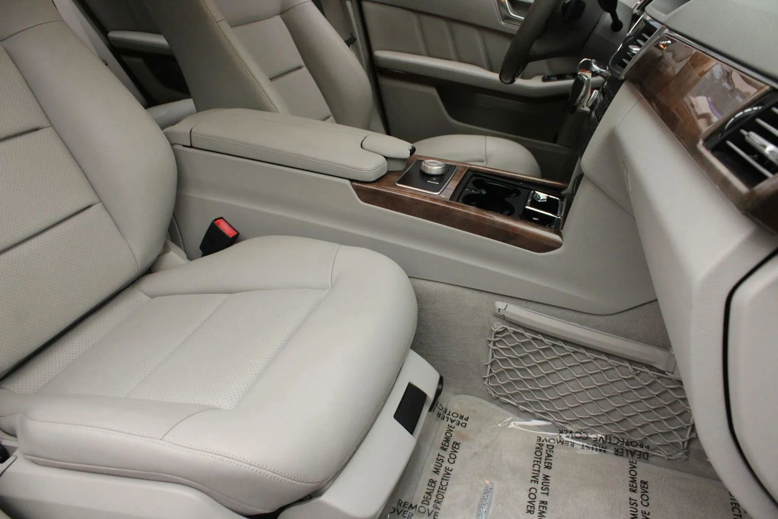 Used 2012 Mercedes-Benz E 350 4MATIC Sedan image 33