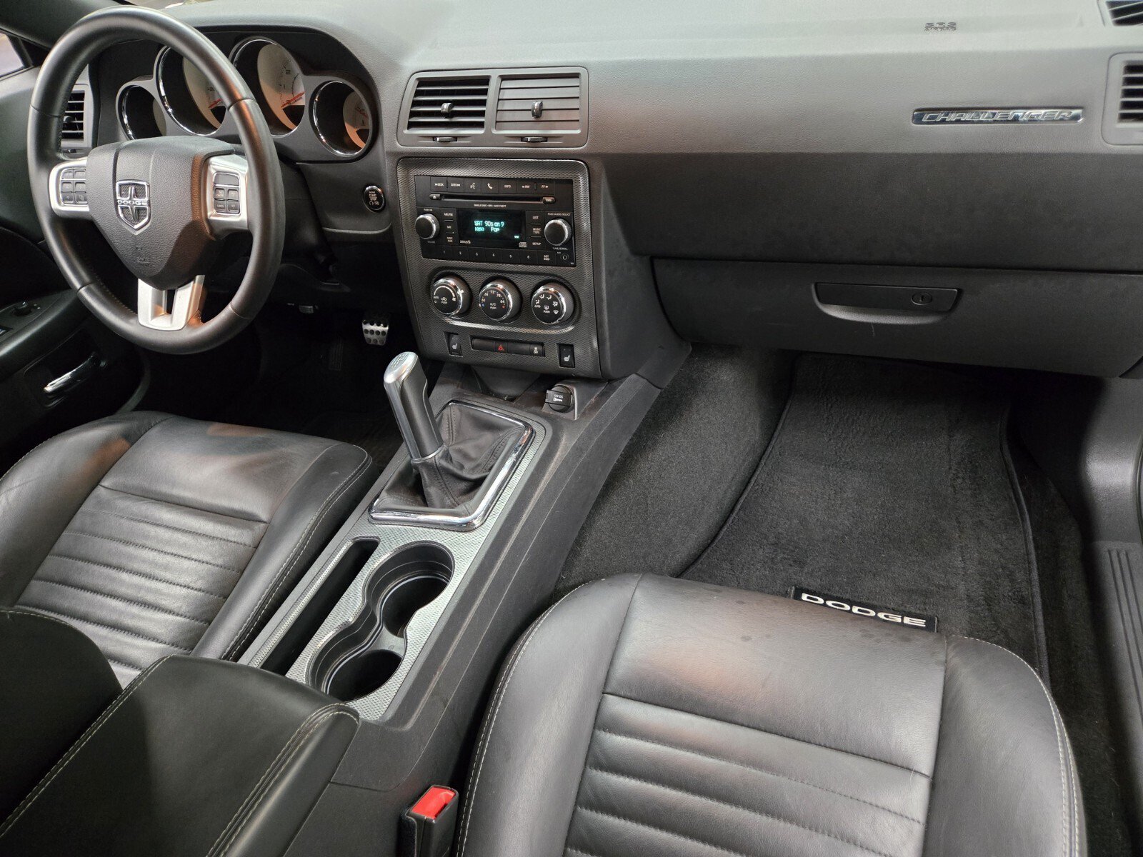 Used 2013 Dodge Challenger R/T RWD image 12