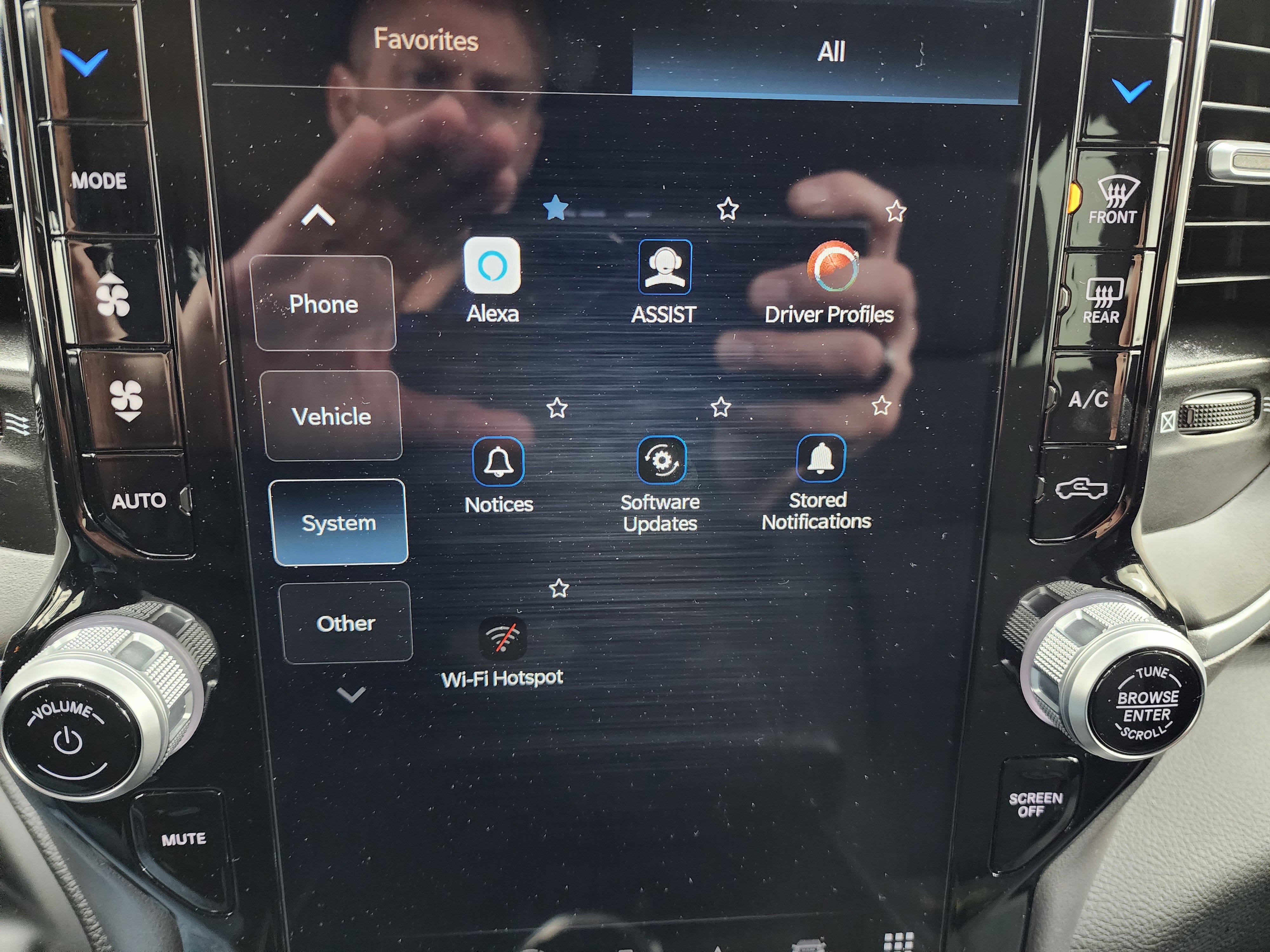 Used 2024 RAM 3500 Big Horn w/ Sport Appearance Package image 60