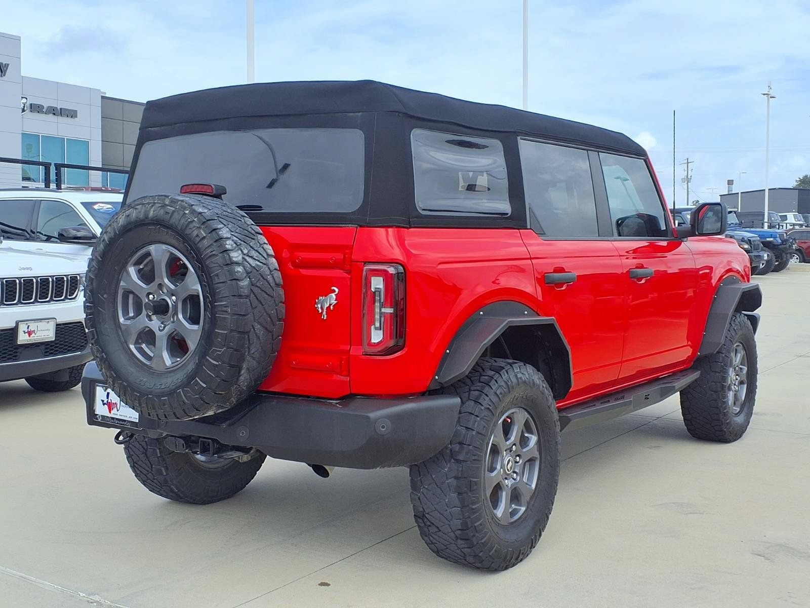 Used 2023 Ford Bronco Big Bend AWD/4WD image 6