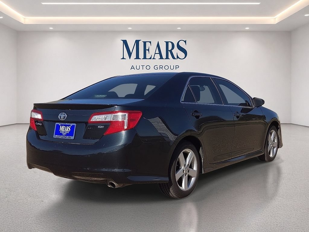 Used 2013 Toyota Camry SE FWD image 5