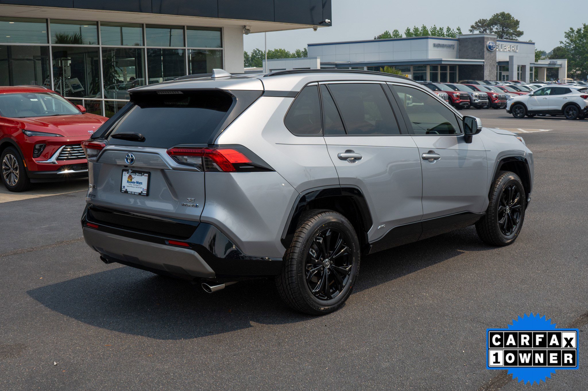Used 2023 Toyota RAV4 SE w/ Convenience Package AWD/4WD image 3