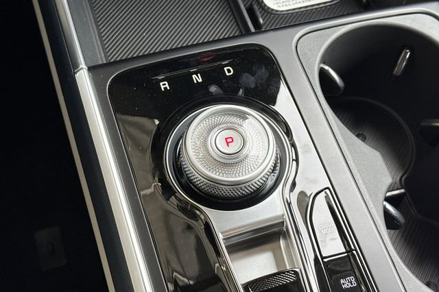 New 2026 Kia Carnival EX FWD image 27
