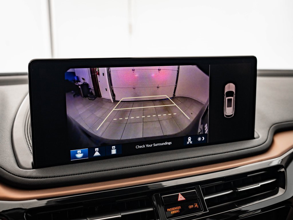 Certified 2025 Acura MDX w/ Technology Package image 32