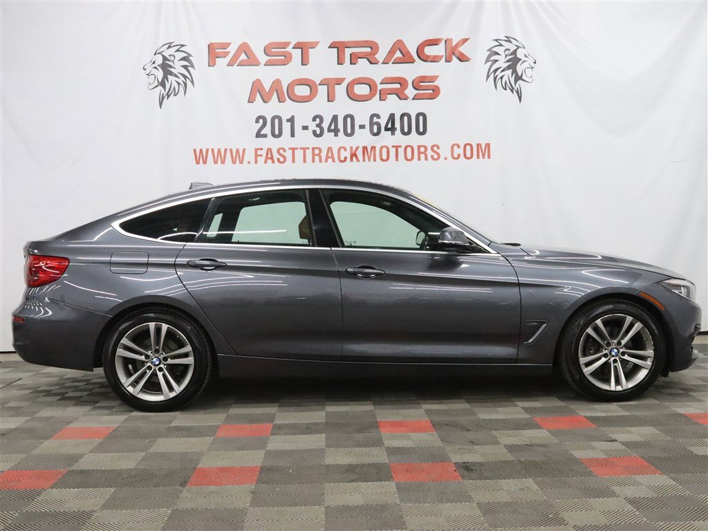 Used 2018 BMW 330i Gran Turismo xDrive AWD/4WD image 4