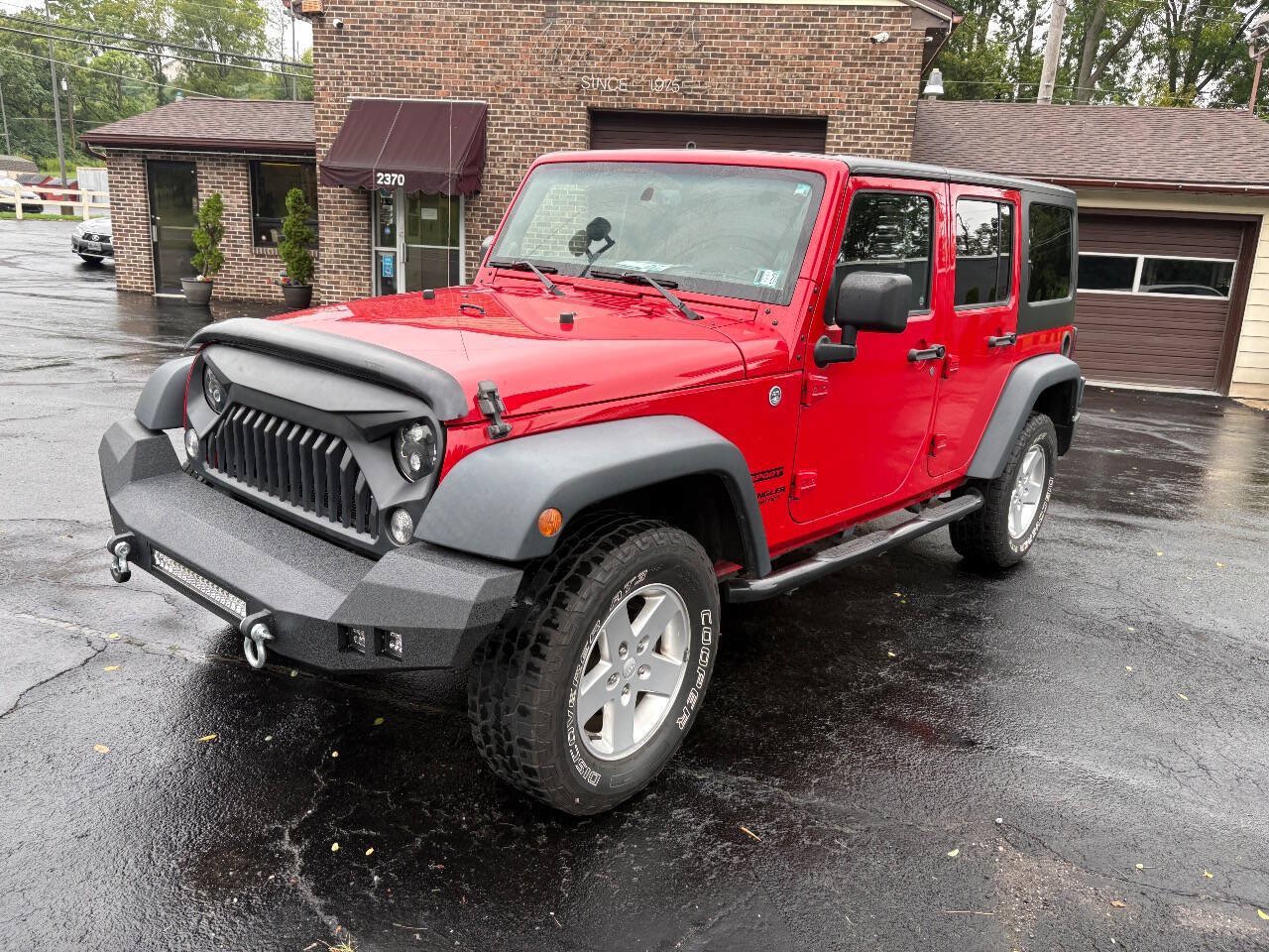 Used 2014 Jeep Wrangler Unlimited Sport w/ Quick Order Package 23S AWD/4WD image 8