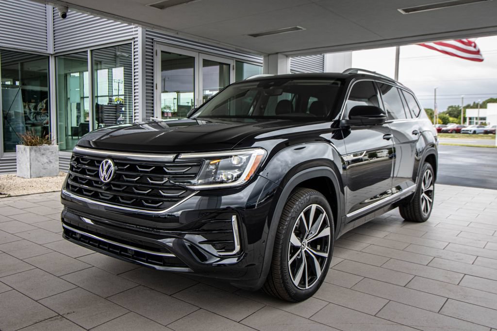 Used 2025 Volkswagen Atlas SEL Premium R-Line AWD/4WD image 10