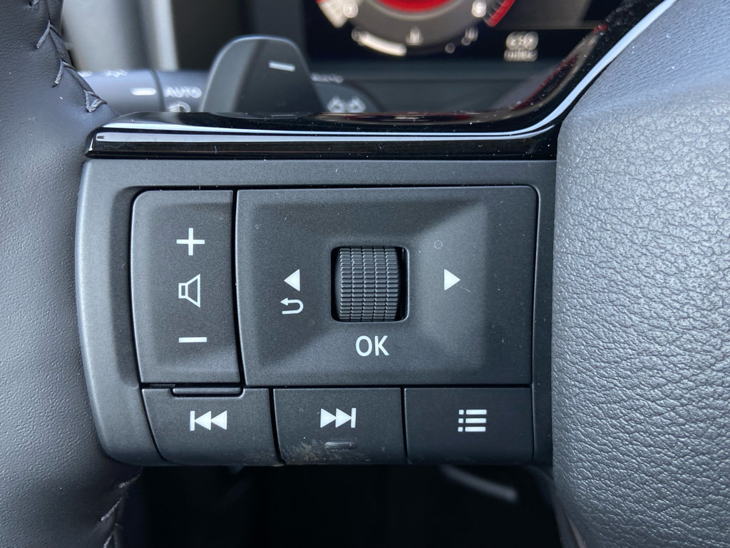 New 2026 Nissan Rogue Platinum w/ Tech Package AWD/4WD image 23