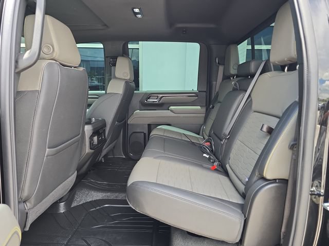 Certified 2026 Chevrolet Silverado 2500 ZR2 AWD/4WD image 15