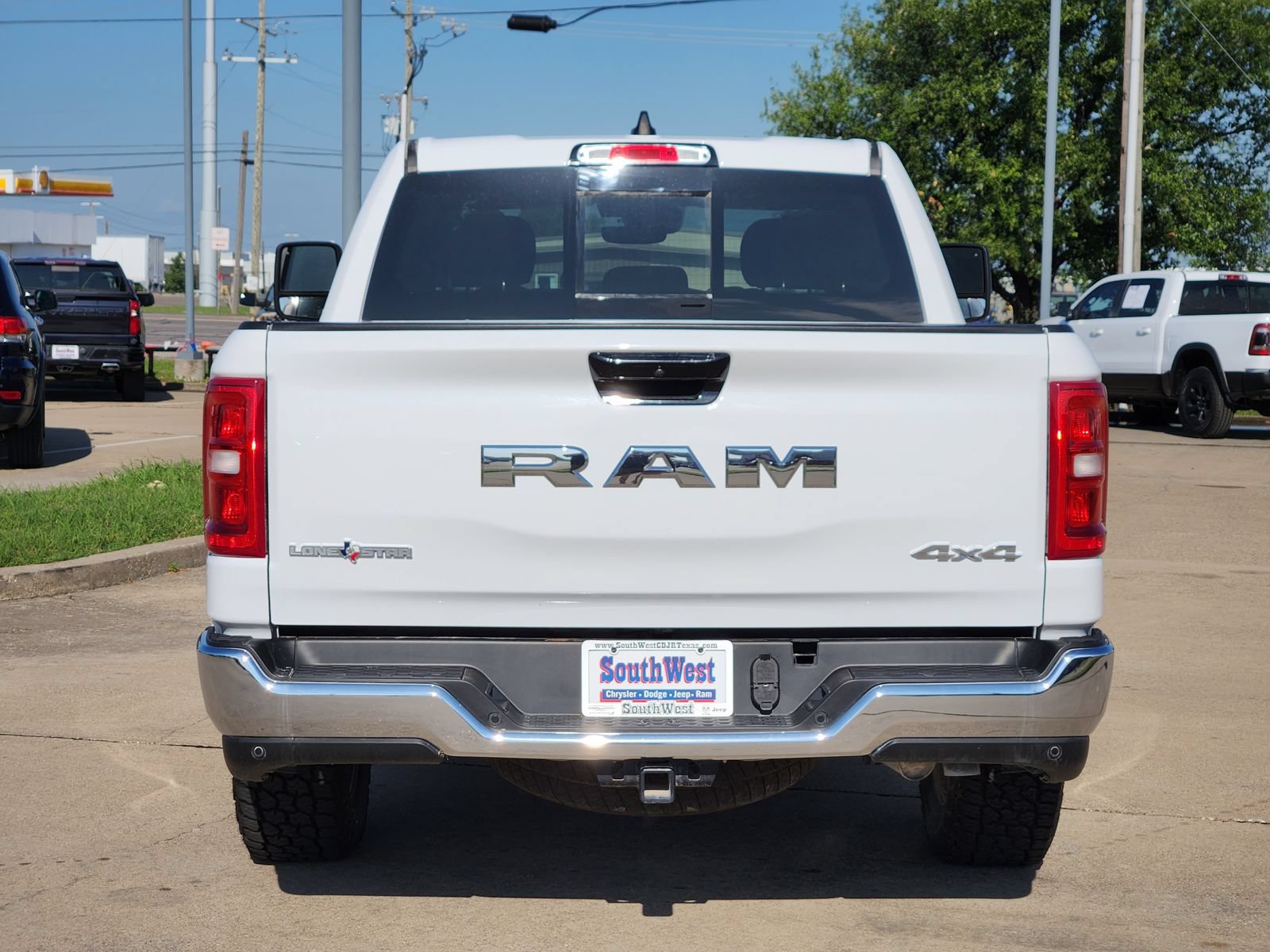 Used 2025 RAM 1500 Lone Star AWD/4WD image 7