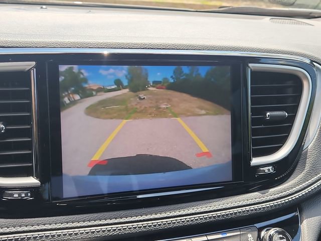 Used 2022 Chrysler Pacifica Touring-L w/ S Appearance Package FWD image 27