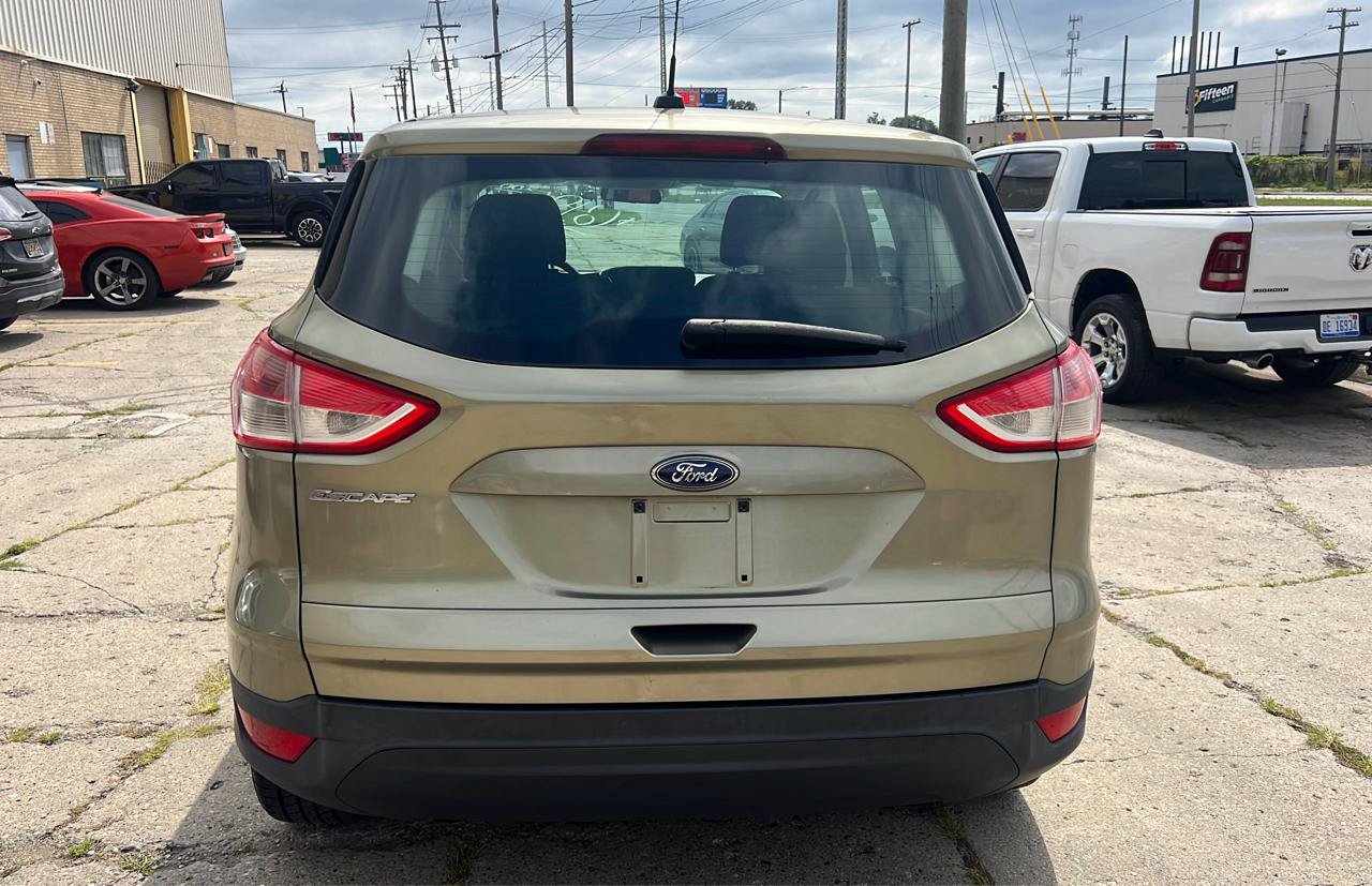 Used 2013 Ford Escape S FWD image 6