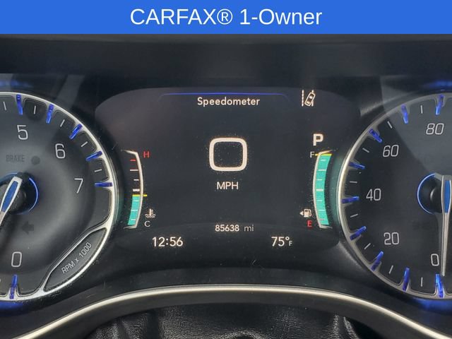 Used 2023 Chrysler Pacifica Touring-L FWD image 15