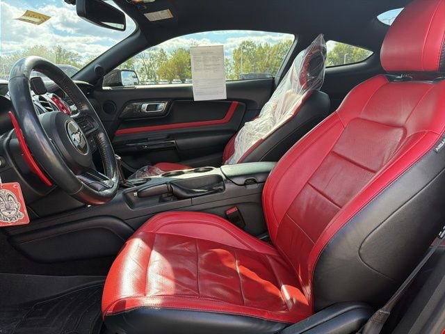 Used 2018 Ford Mustang GT Premium w/ Equipment Group 401A RWD image 18