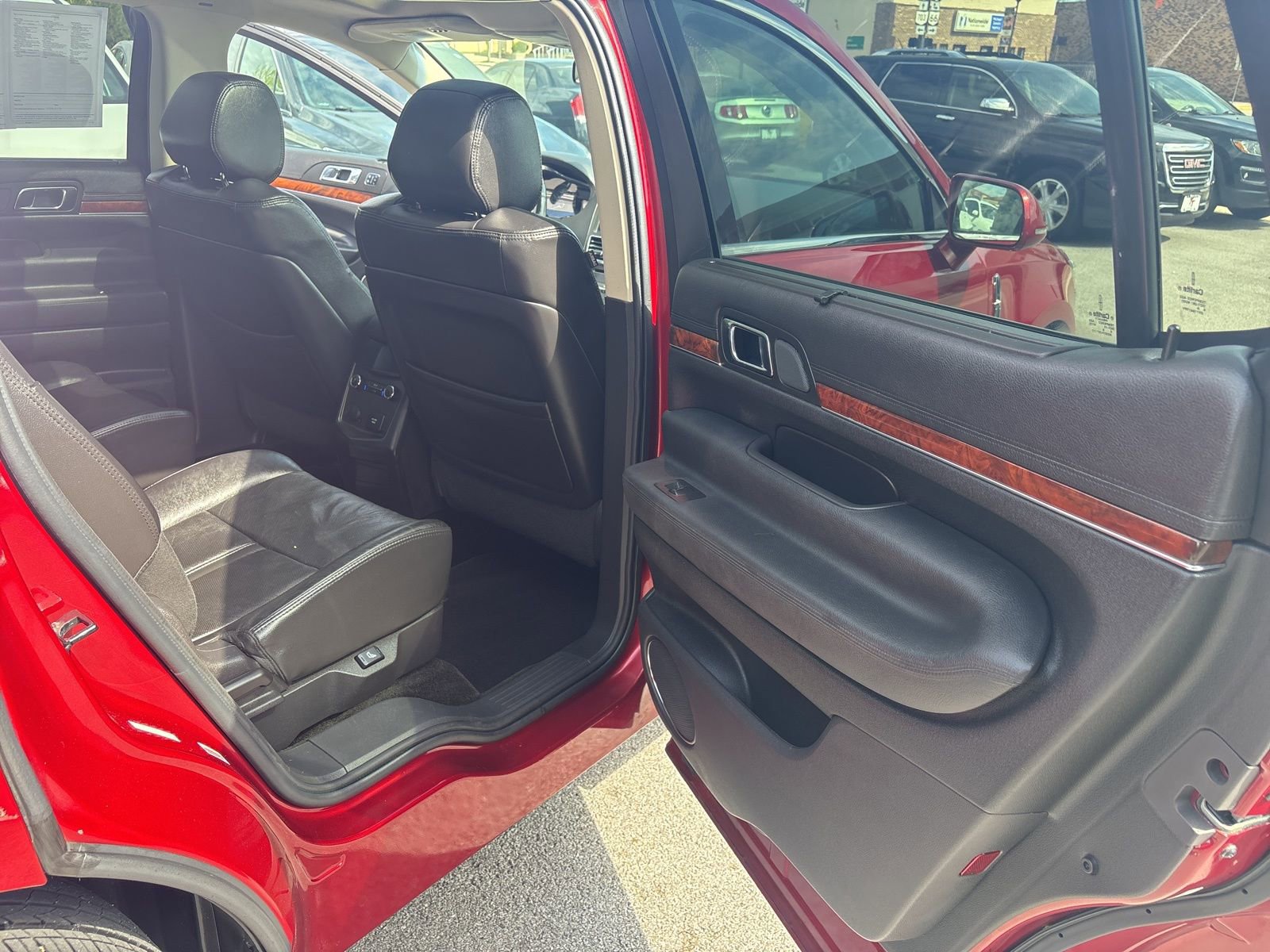 Used 2016 Lincoln MKT AWD w/ Equipment Group 201A image 22