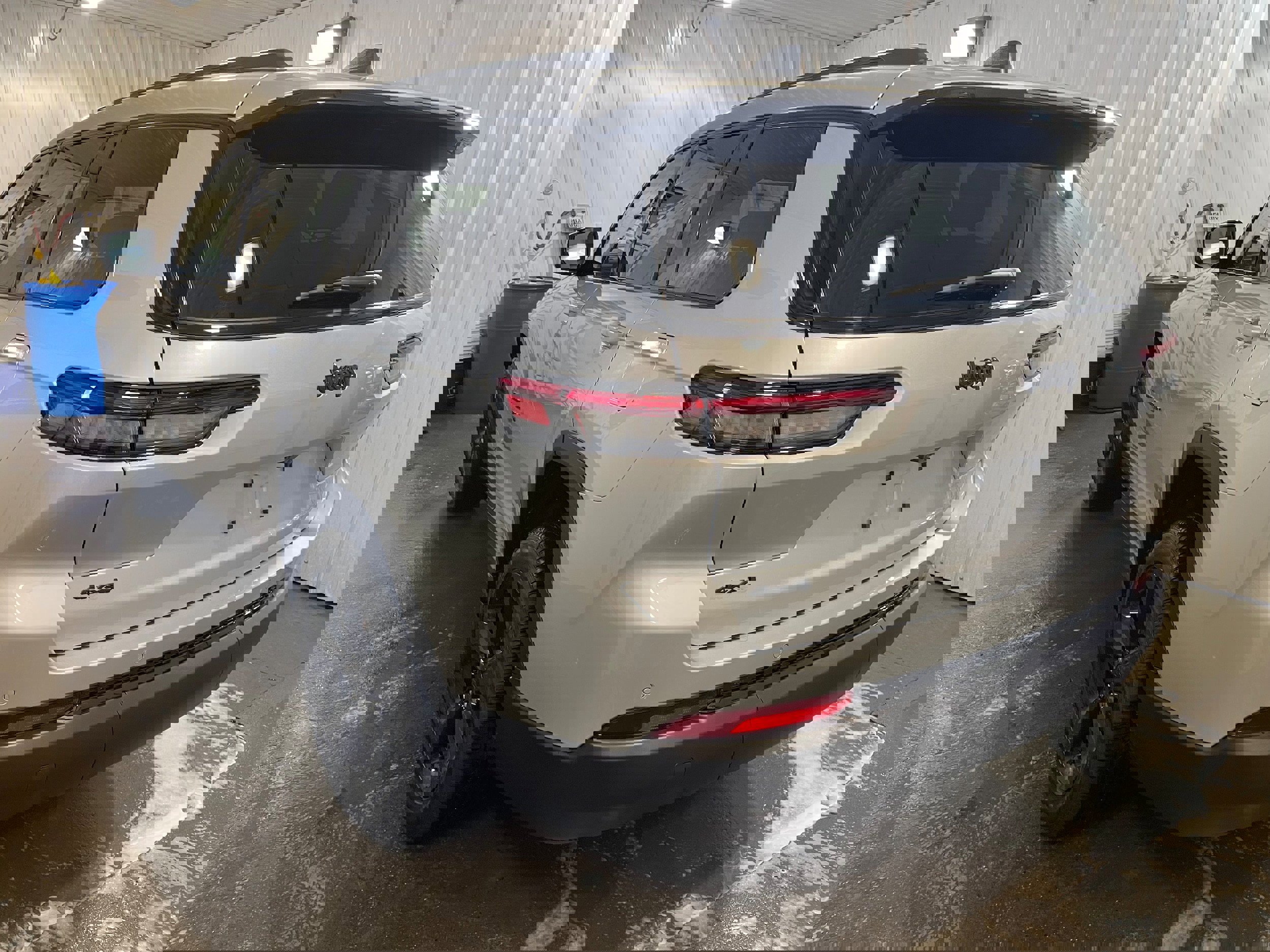 New 2025 Jeep Grand Cherokee L Altitude image 5